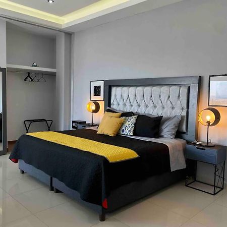 Suites La Gloria Alojamiento Independiente Tepatitlan de Morelos Ngoại thất bức ảnh