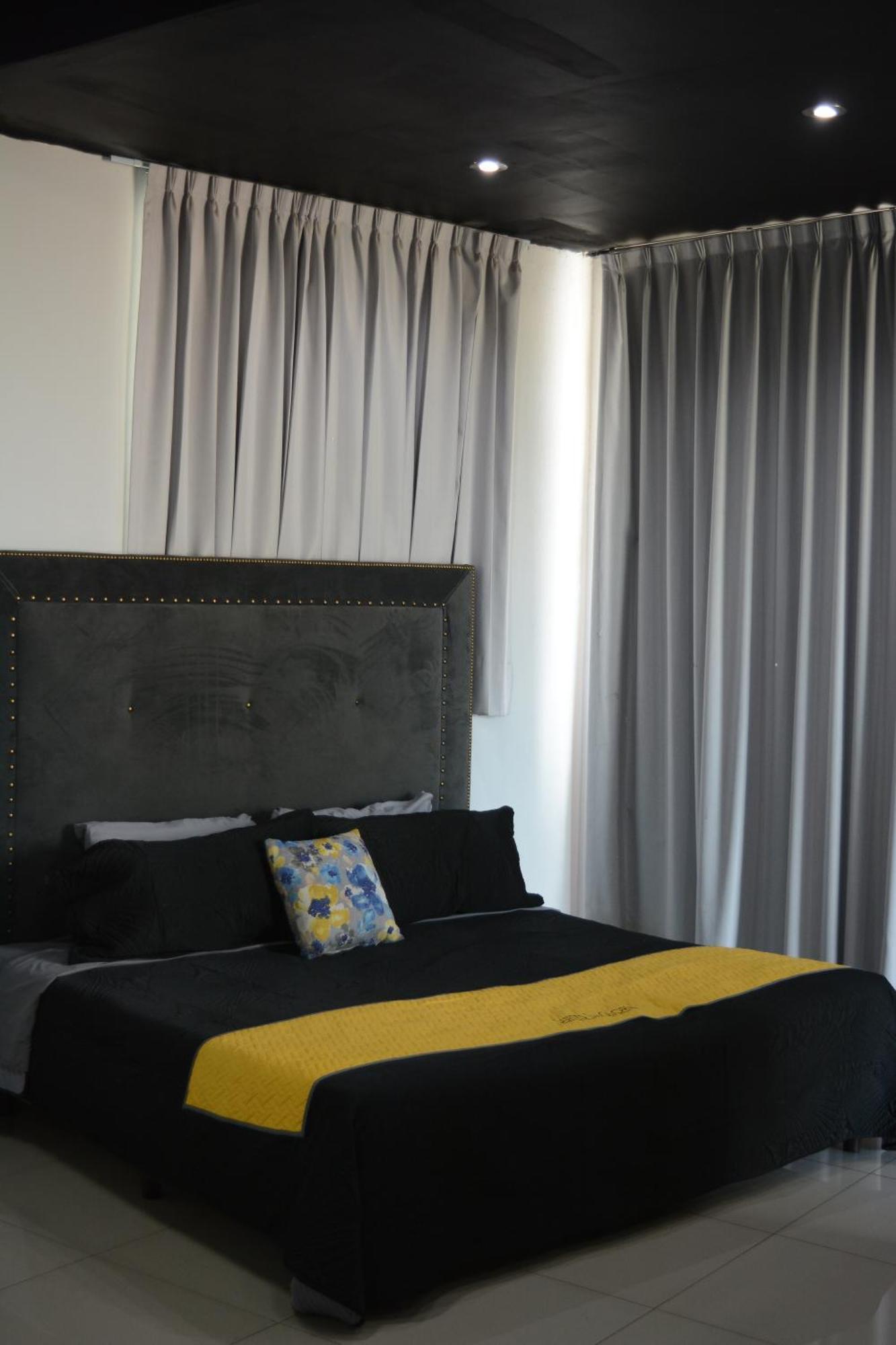 Suites La Gloria Alojamiento Independiente Tepatitlan de Morelos Ngoại thất bức ảnh