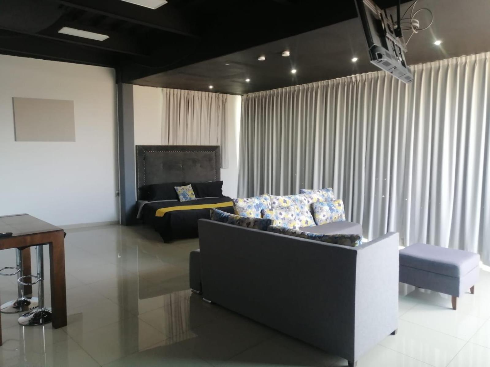 Suites La Gloria Alojamiento Independiente Tepatitlan de Morelos Ngoại thất bức ảnh