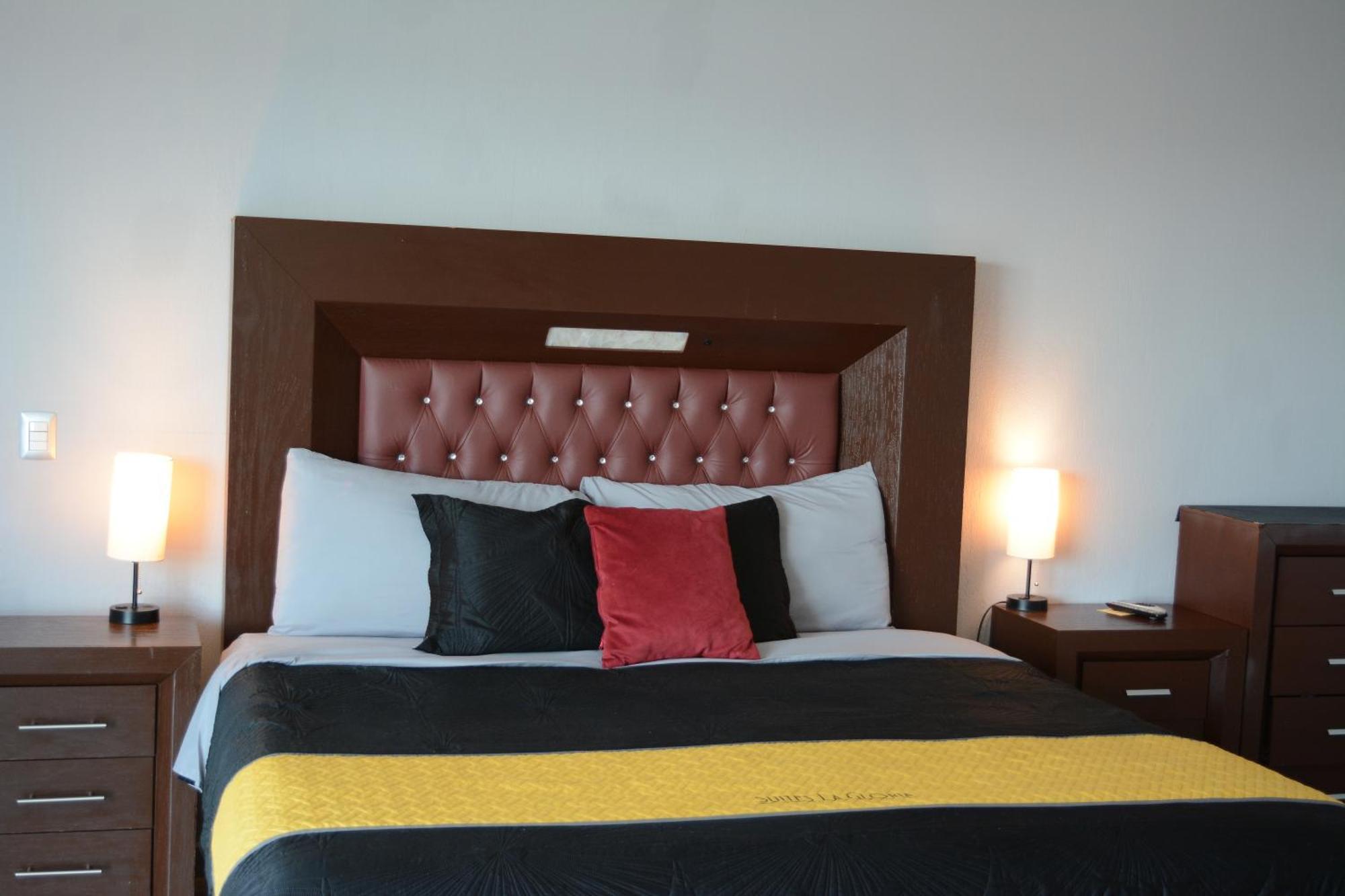 Suites La Gloria Alojamiento Independiente Tepatitlan de Morelos Ngoại thất bức ảnh