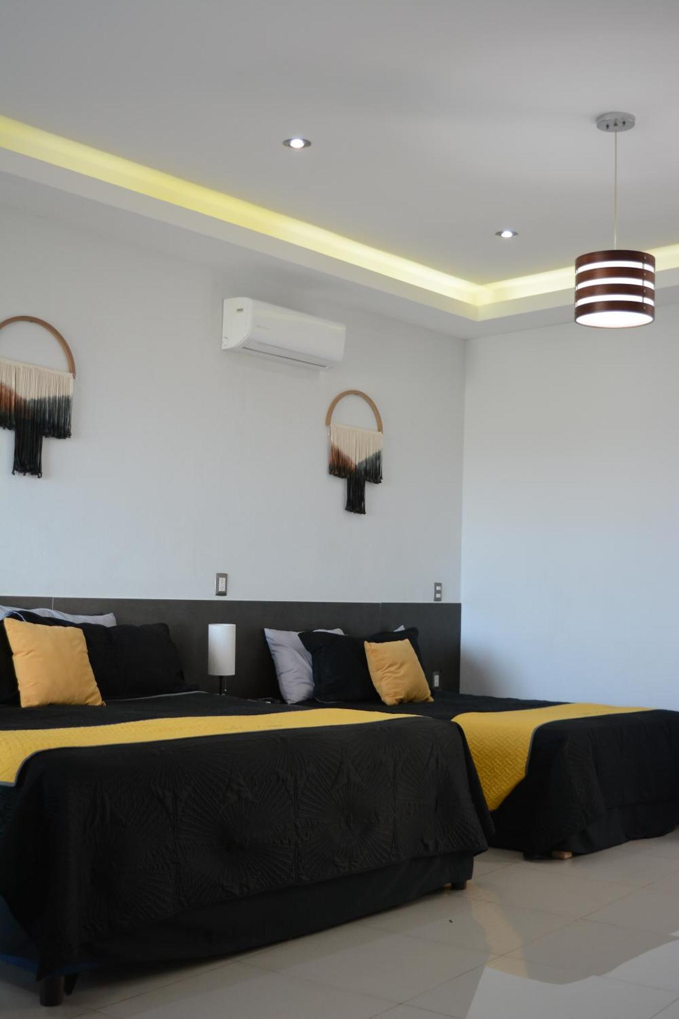 Suites La Gloria Alojamiento Independiente Tepatitlan de Morelos Ngoại thất bức ảnh