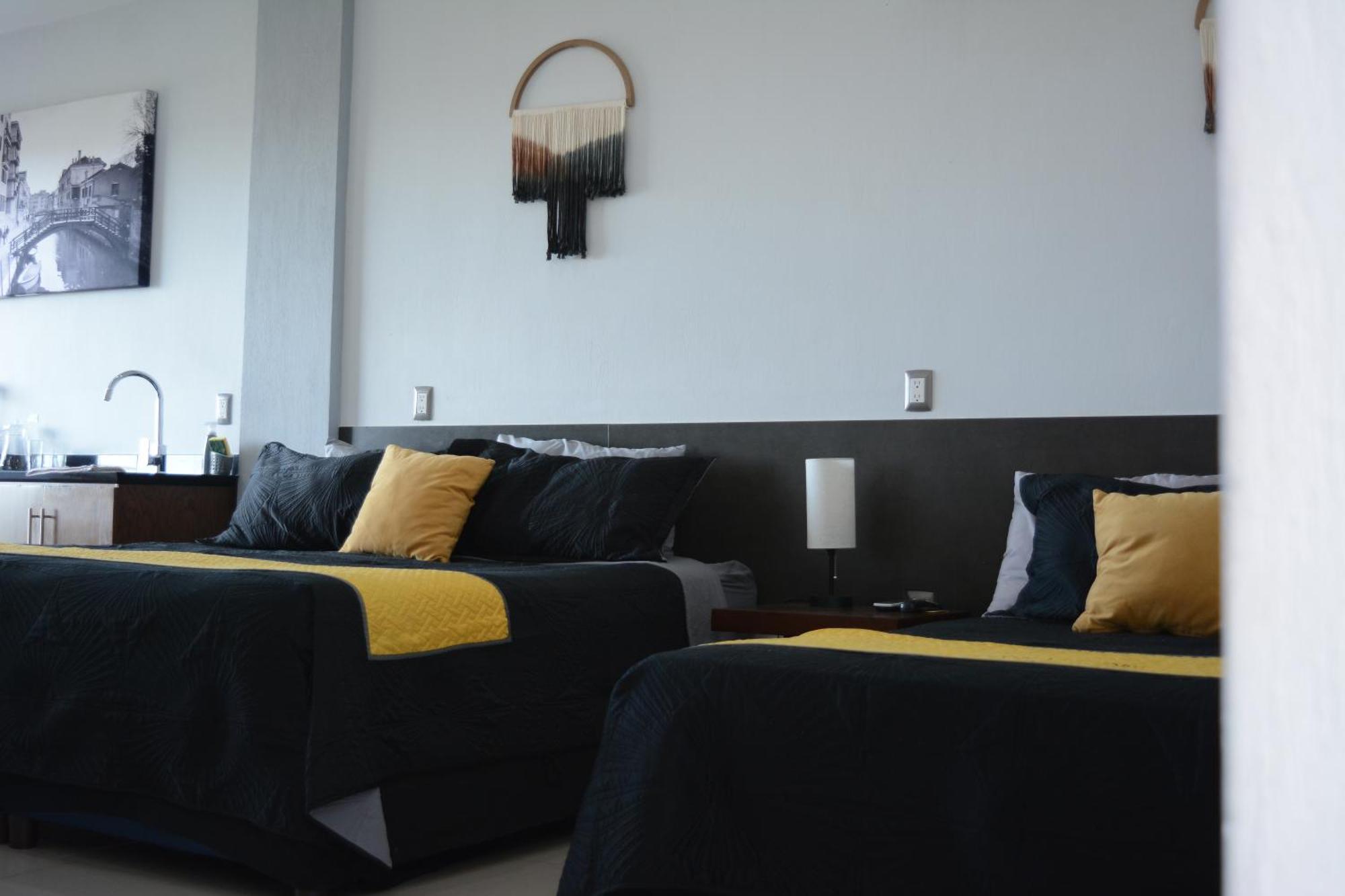 Suites La Gloria Alojamiento Independiente Tepatitlan de Morelos Ngoại thất bức ảnh