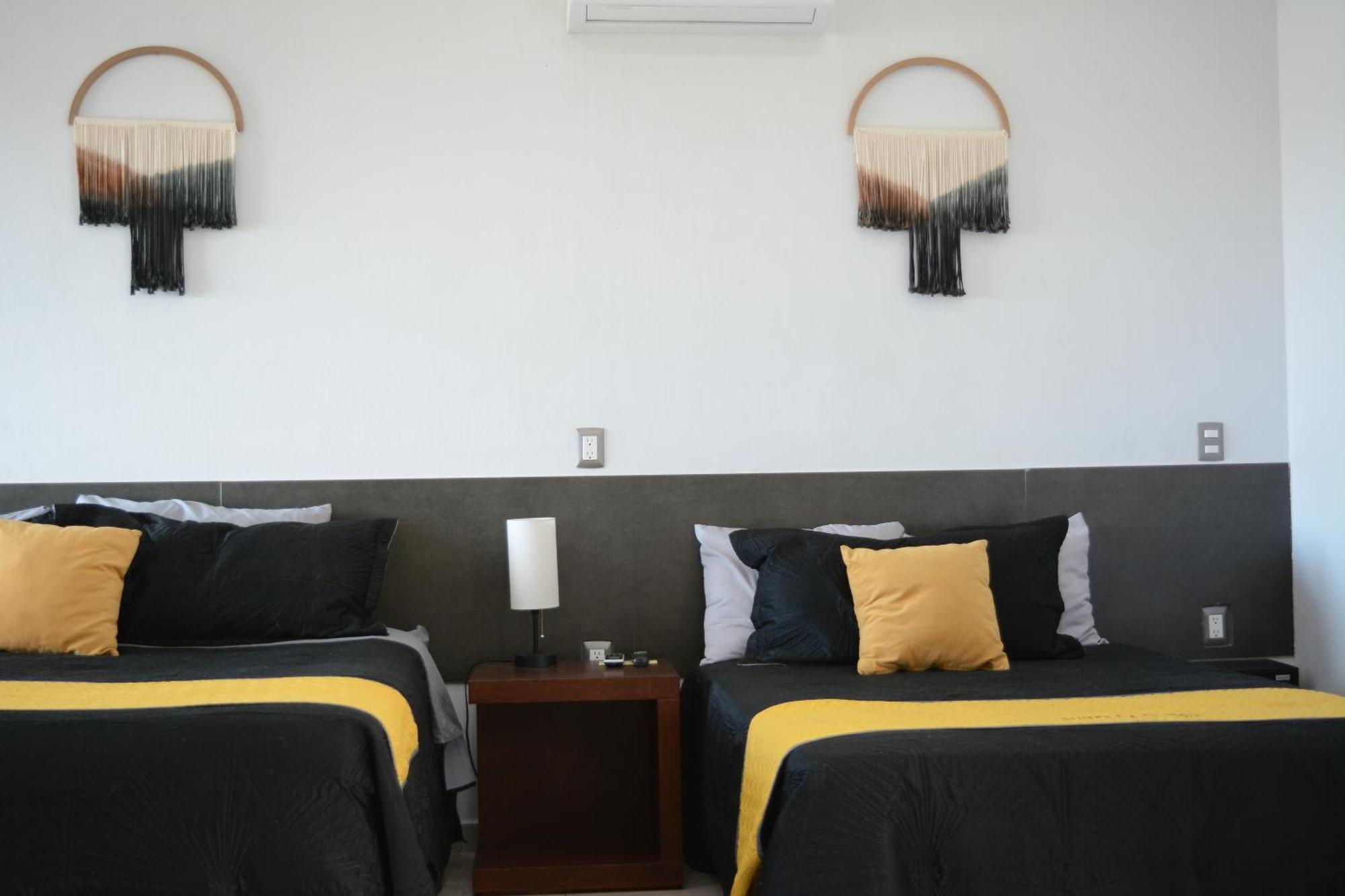 Suites La Gloria Alojamiento Independiente Tepatitlan de Morelos Ngoại thất bức ảnh