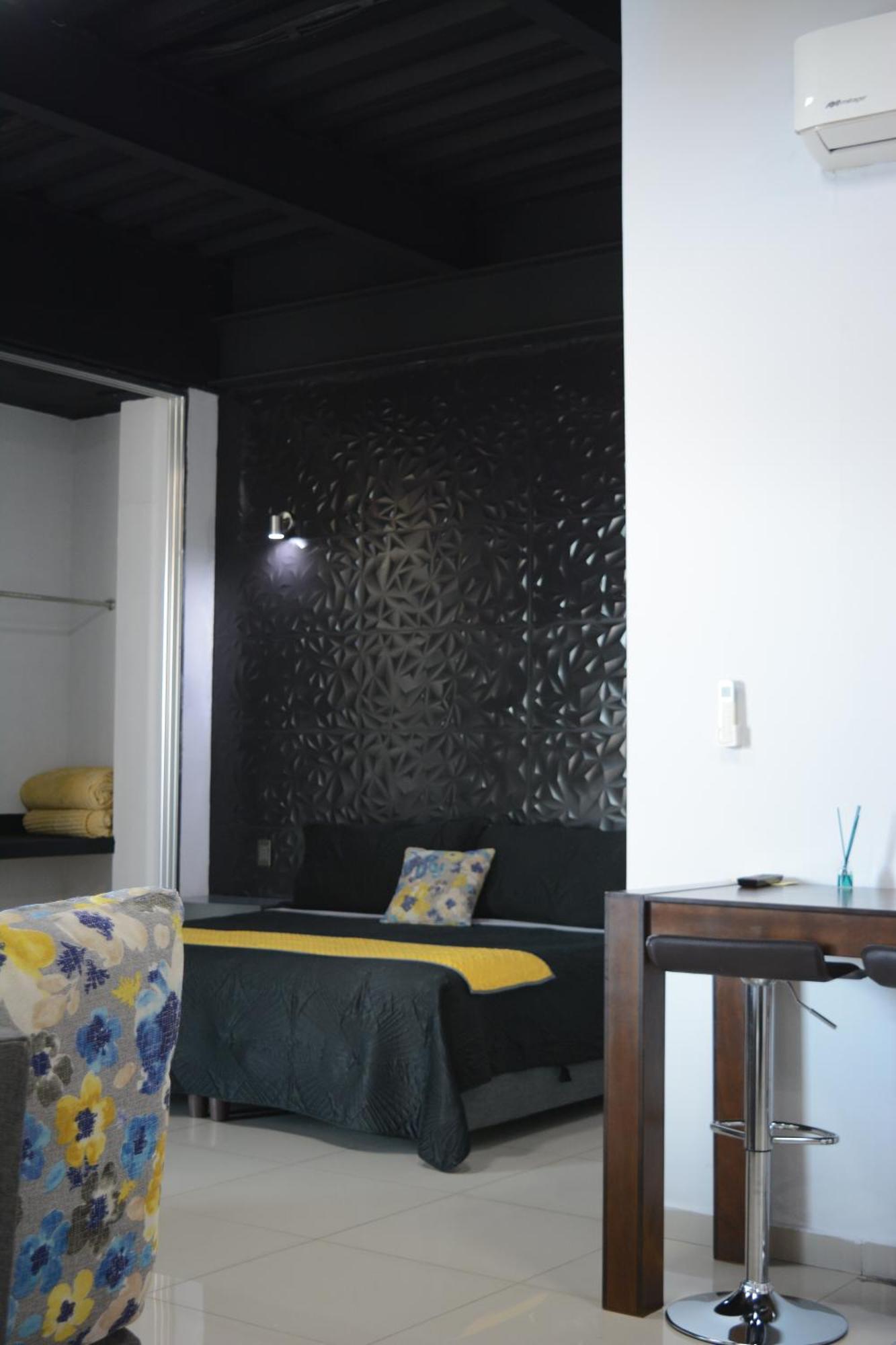 Suites La Gloria Alojamiento Independiente Tepatitlan de Morelos Ngoại thất bức ảnh